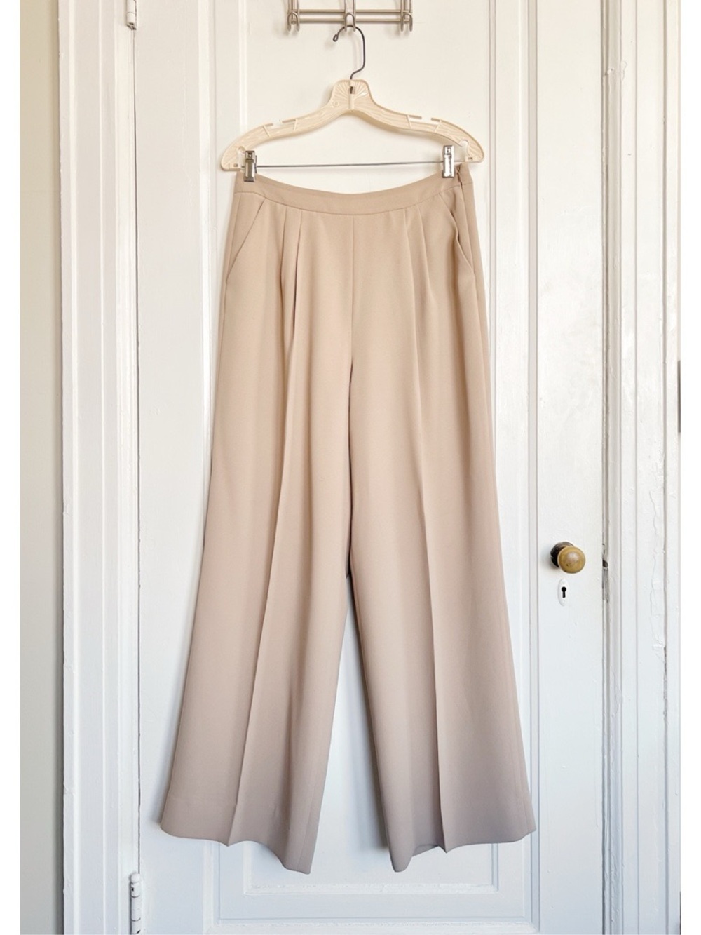 LK Bennett • Wide Leg Crepe Trousers pants fitted khaki tan tailored